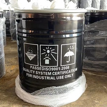 Eisenchloride watervrij 50 kg/drom Zwartgroen poeder