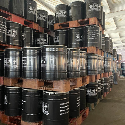 Donkergroene Crystal Ferric Chloride Anhydrous For-Waterbehandeling
