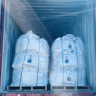 FeCl3 Ferri-chloride Zeer oplosbaar Donkerbruin tot Zwart Vast Poeder