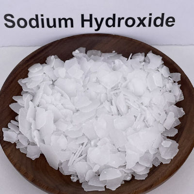 Kaustische soda Natriumhydroxide NaOH 98,5% 25 KG/BAG Witte vlokken