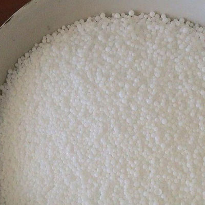Kaustische natriumhydroxide wordt gebruikt als zuurneutralizator in de voedingsmiddelenindustrie